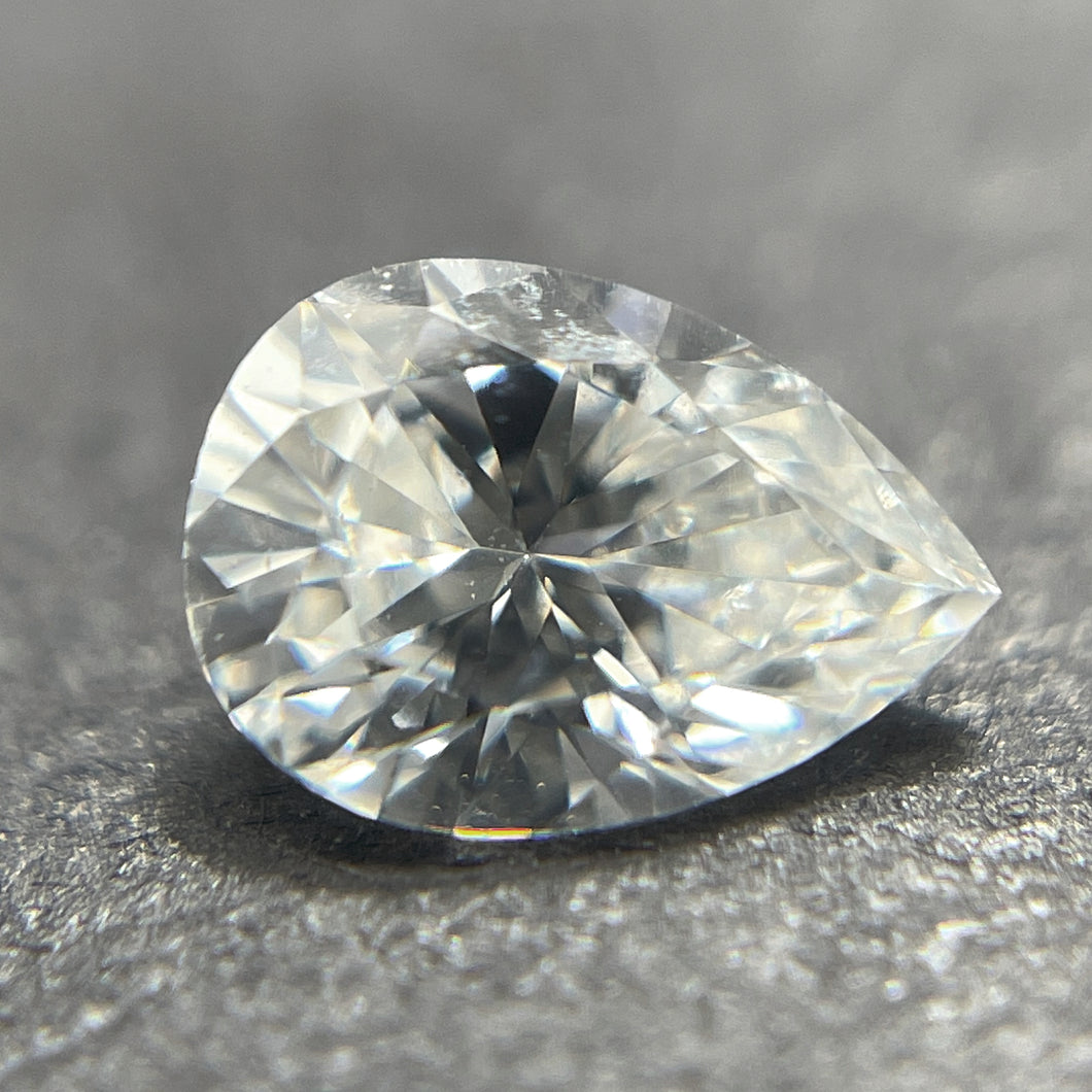 0.23ctw I VS2 Pear Shape Diamond