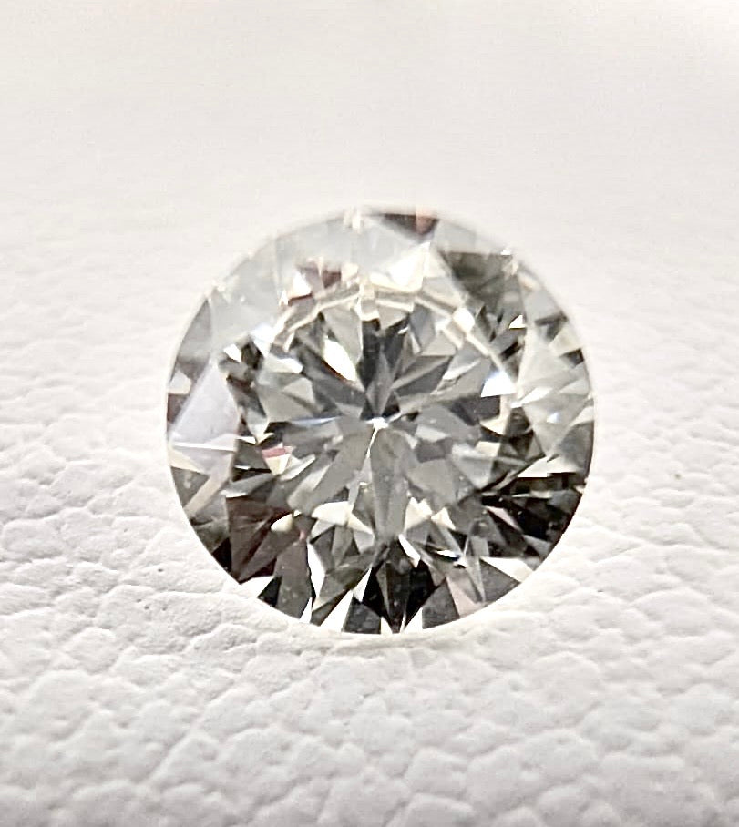 0.4ctw I-J VS2 Round Mined Diamond