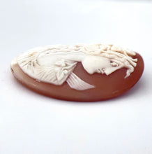 Load image into Gallery viewer, Recycled Shell Oval Cameo - 45x35mm I
