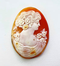Load image into Gallery viewer, Recycled Shell Oval Cameo - 35x26mm
