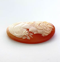 Load image into Gallery viewer, Recycled Shell Oval Cameo - 40x30mm III
