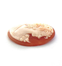 Load image into Gallery viewer, Recycled Shell Oval Cameo - 30x23mm I
