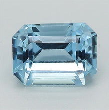 Load and play video in Gallery viewer, 1.4ct Blue Emerald Cut Aquamarine  (Zambia)
